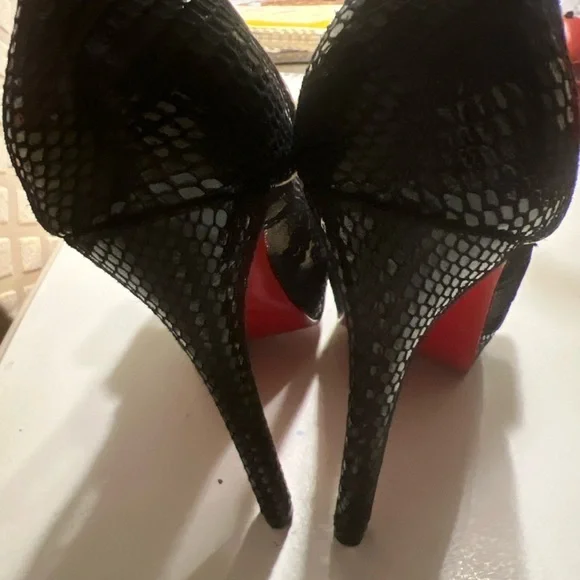 $1695 CHRISTIAN LOUBOUTIN SNAKESKIN/ LACE / LEOPARD PONY HAIR HEELS SZ 37 - Picture 6 of 14